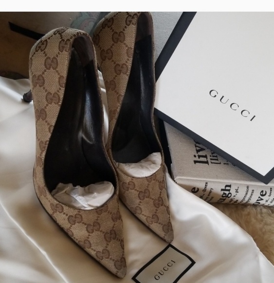 Gucci Shoes - Rare Gucci shoes👠